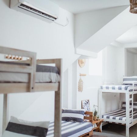 Хостел Layback Boutique Surf & Yoga Camp Sri Lanka Велігама Екстер'єр фото